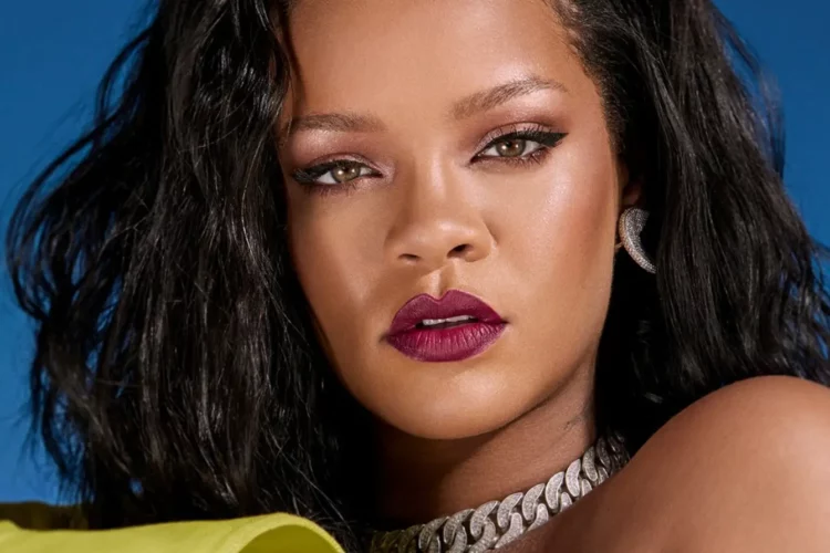 Le nez de Rihanna